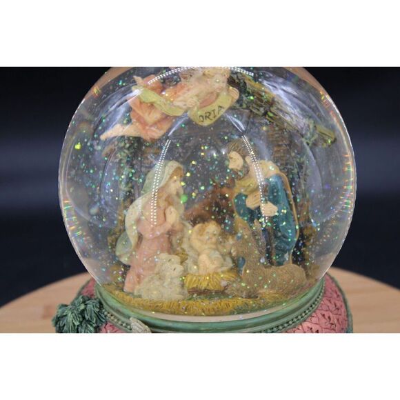 Grandeur Noel Illuminated Musical Water Globe With Revolving Base Collectors Ed - Picture 2 of 16